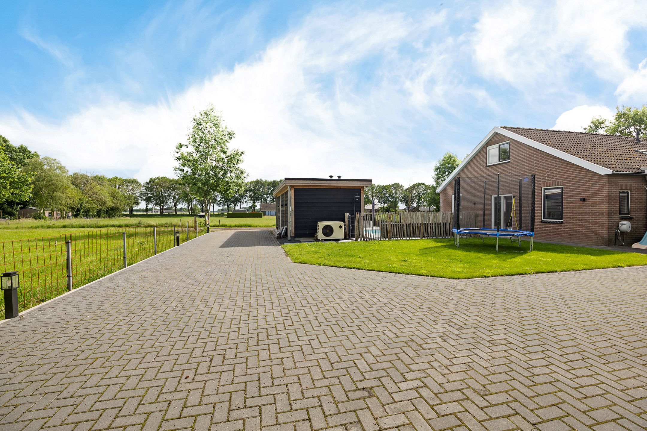 Foto 3 van Meester Pieterswijk 101