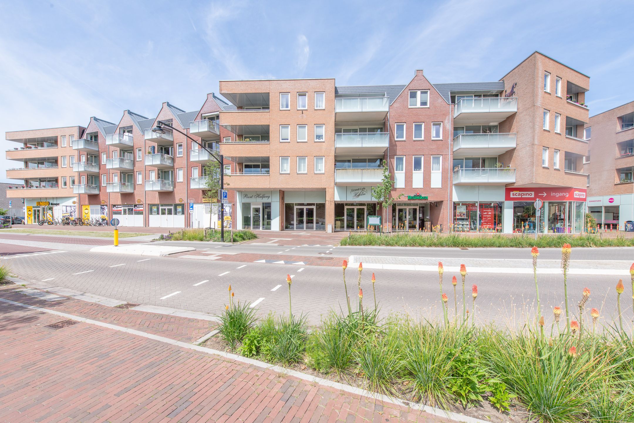 Photo 36 of Middenweg 259-T