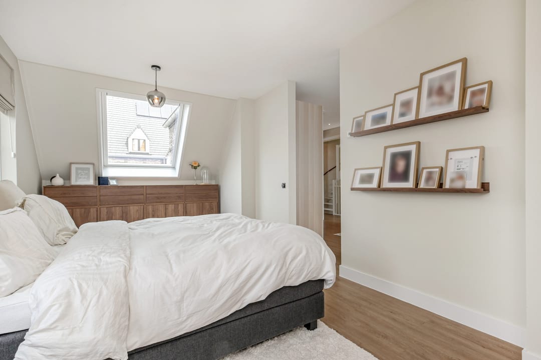Spacious Semi-Detached Family Home with Exceptional Garden and Two Bathrooms in Ackerswoude — 31