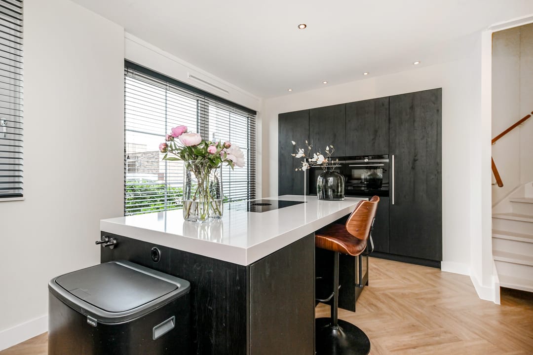 Spacious Semi-Detached Family Home with Exceptional Garden and Two Bathrooms in Ackerswoude — 23