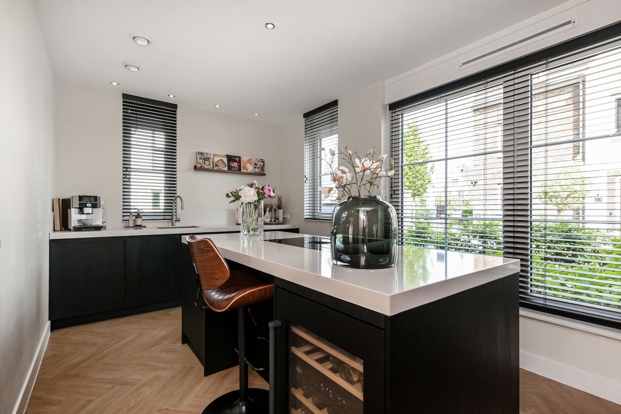 Spacious Semi-Detached Family Home with Exceptional Garden and Two Bathrooms in Ackerswoude — 21