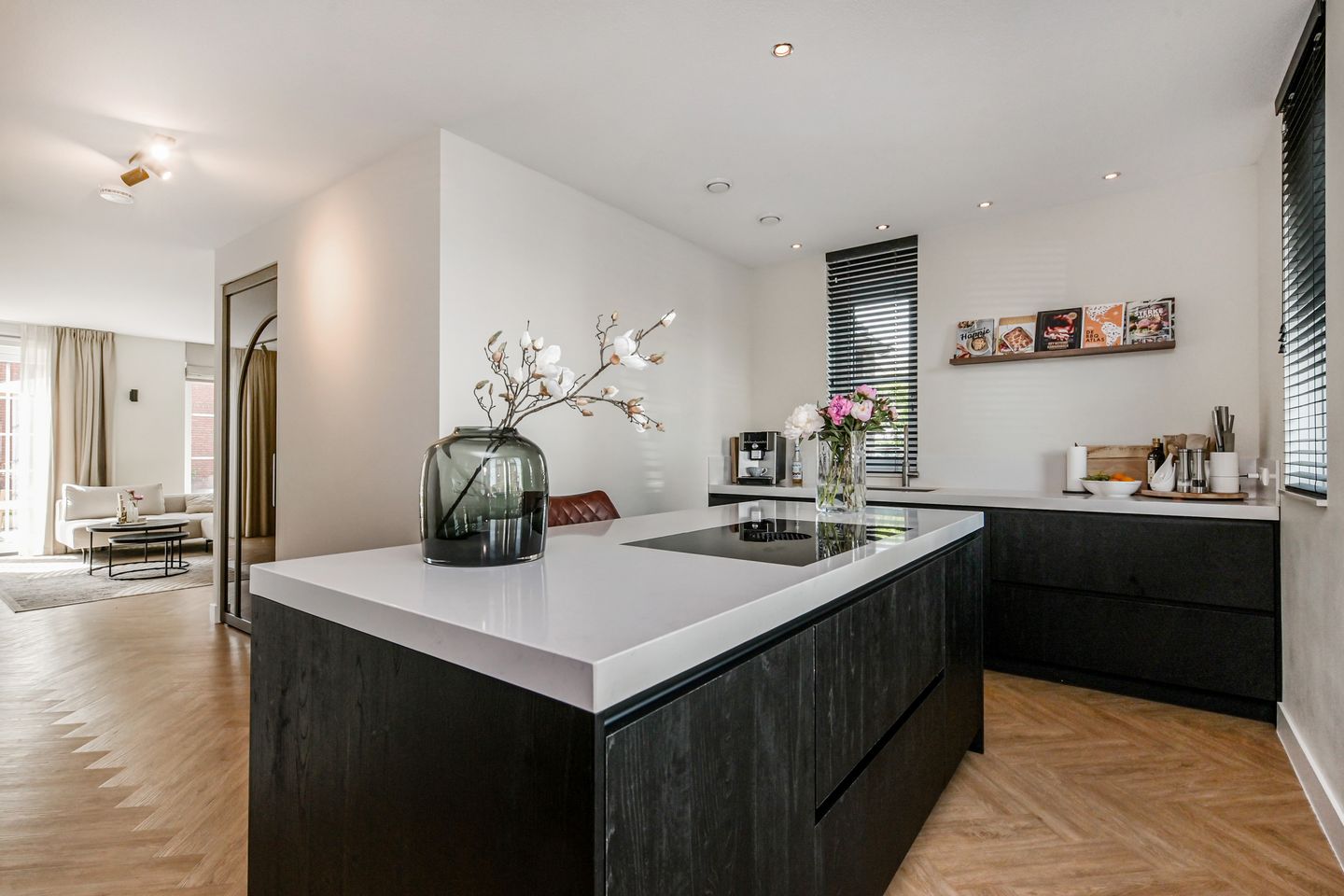 Spacious Semi-Detached Family Home with Exceptional Garden and Two Bathrooms in Ackerswoude — 25