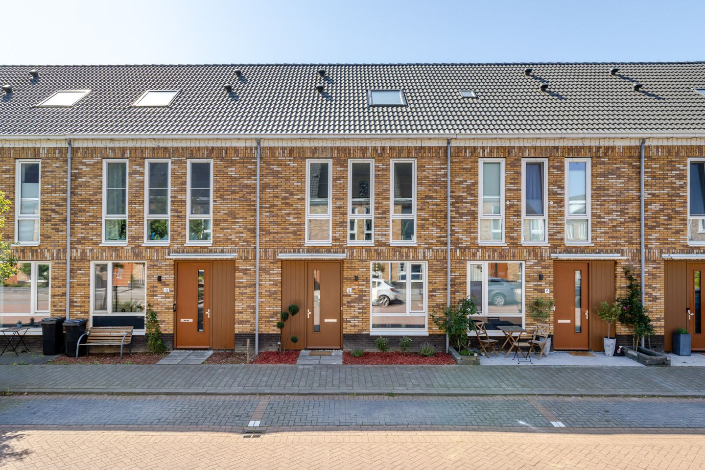 Photo 1 of Meeuwenstraat 8