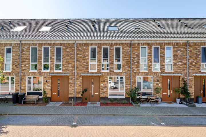 Meeuwenstraat 8