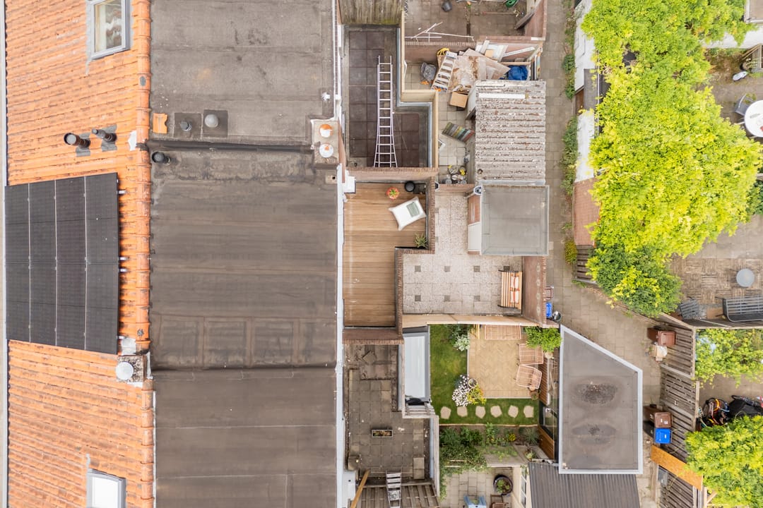Move-In Ready 1930s Townhouse in Utrecht Noordwest — 52