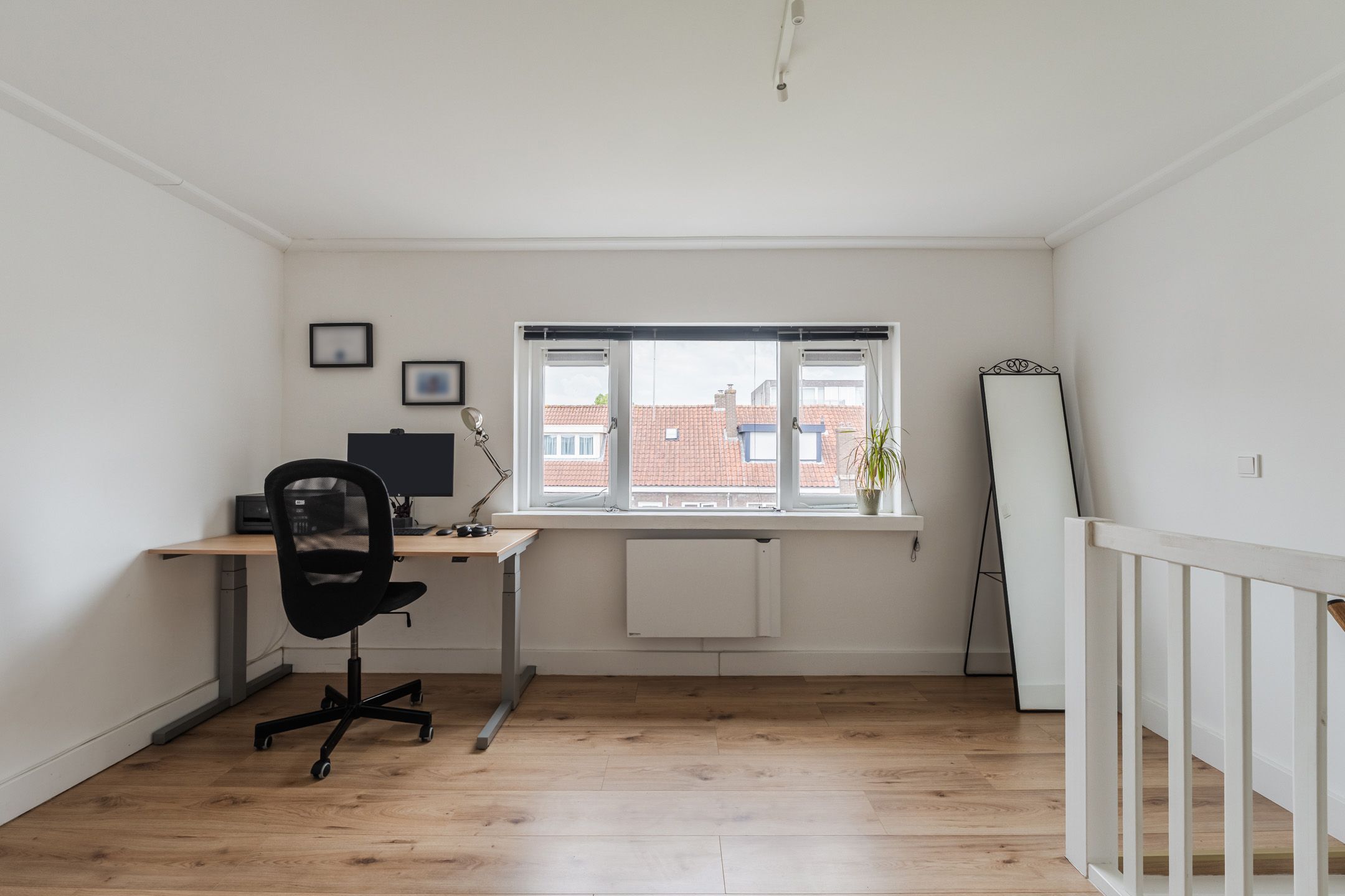 Move-In Ready 1930s Townhouse in Utrecht Noordwest — 36