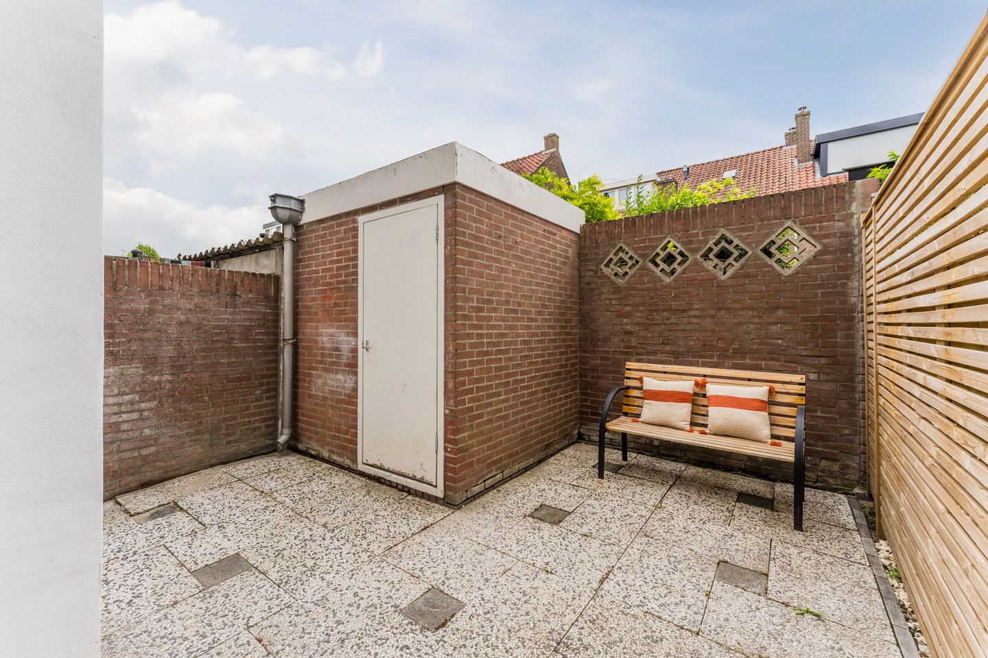 Move-In Ready 1930s Townhouse in Utrecht Noordwest — 10