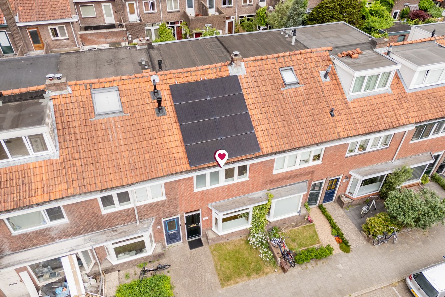 Move-In Ready 1930s Townhouse in Utrecht Noordwest — 49