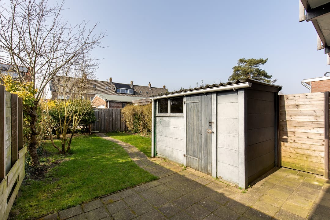 Charming 1930s Family Home with Expansion Potential in Popular Haarlemmerhoutkwartier — 11