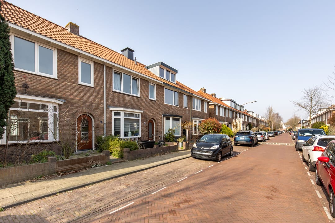 Charming 1930s Family Home with Expansion Potential in Popular Haarlemmerhoutkwartier — 31