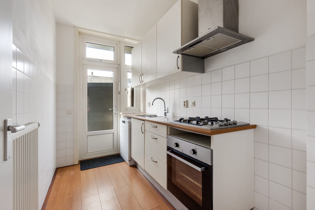 Charming 1930s Family Home with Expansion Potential in Popular Haarlemmerhoutkwartier — 8