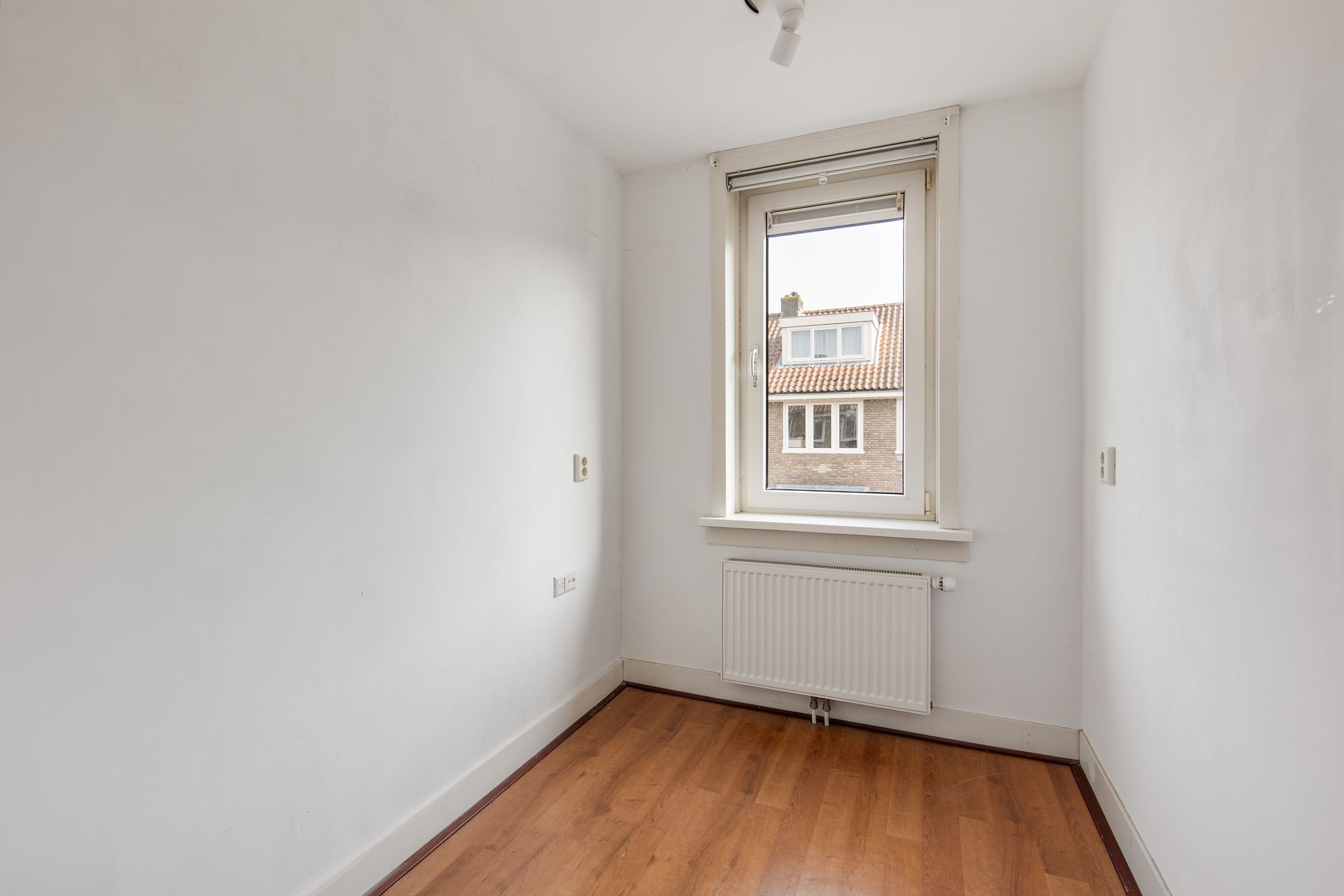 Charming 1930s Family Home with Expansion Potential in Popular Haarlemmerhoutkwartier — 24