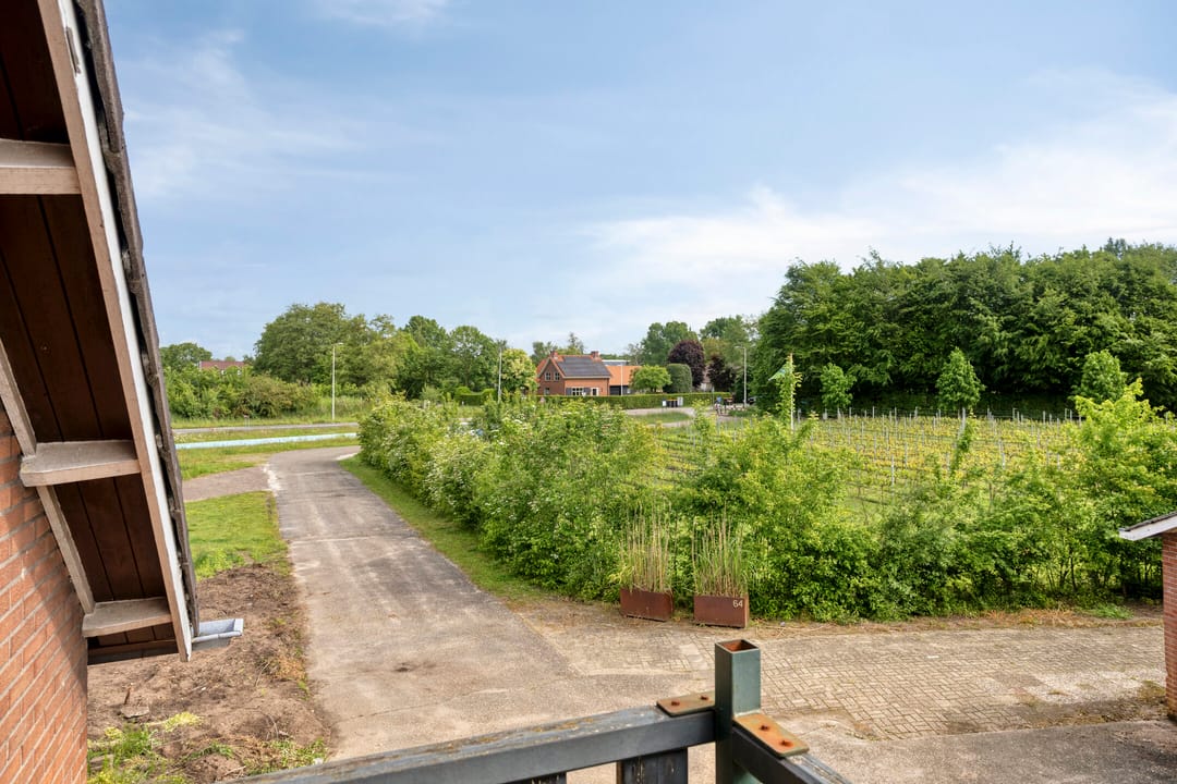 Photo 23 of Vragenderweg 64-A