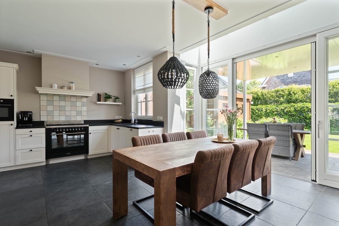 Luxurious and energy-efficient family home with garage in Nijnsel — 16