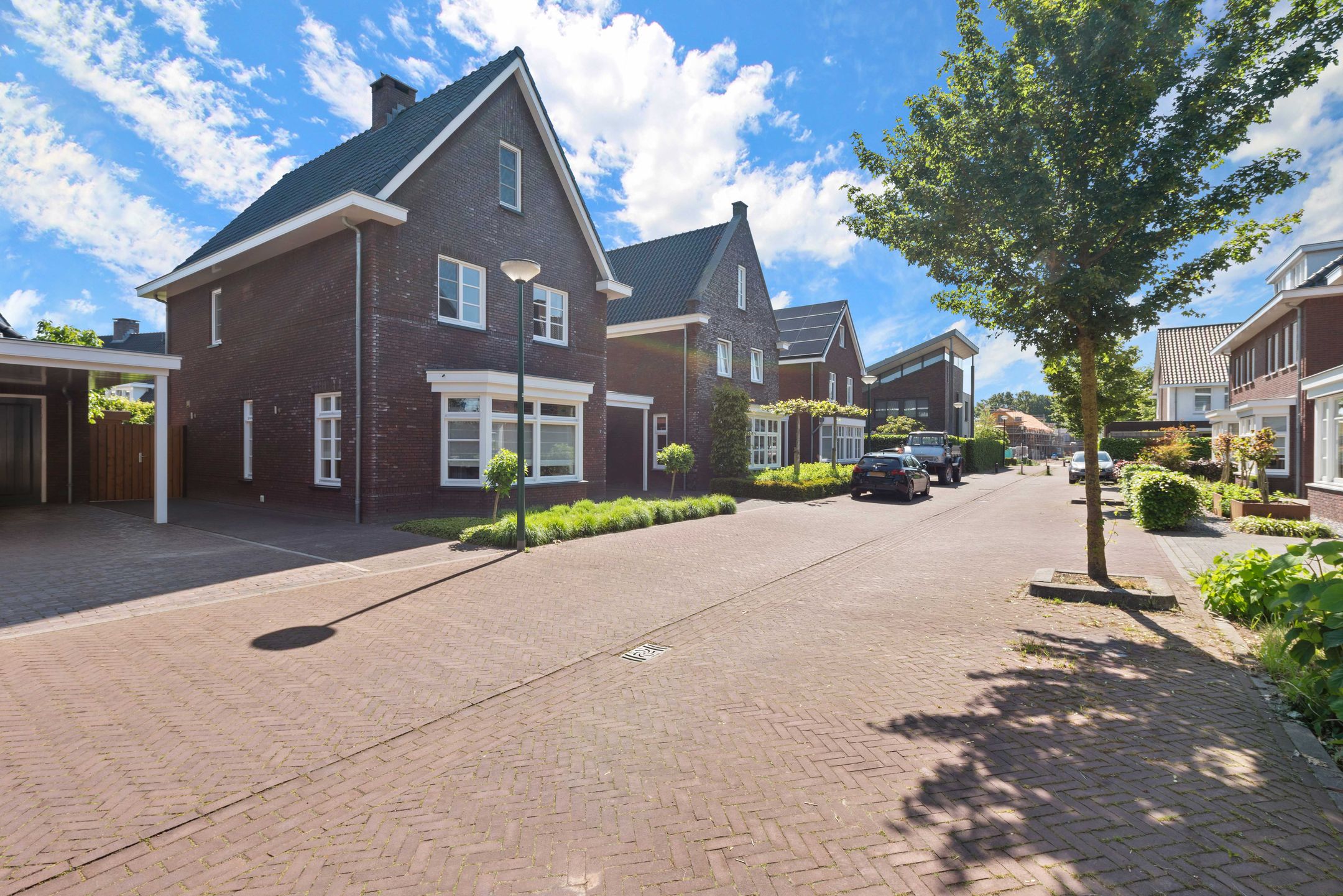 Luxurious and energy-efficient family home with garage in Nijnsel — 60