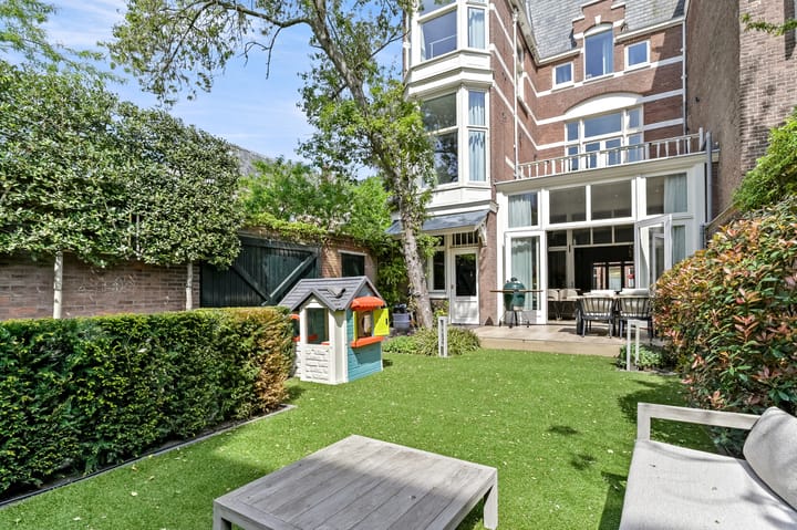 Photo 3 of Nassau Dillenburgstraat 47