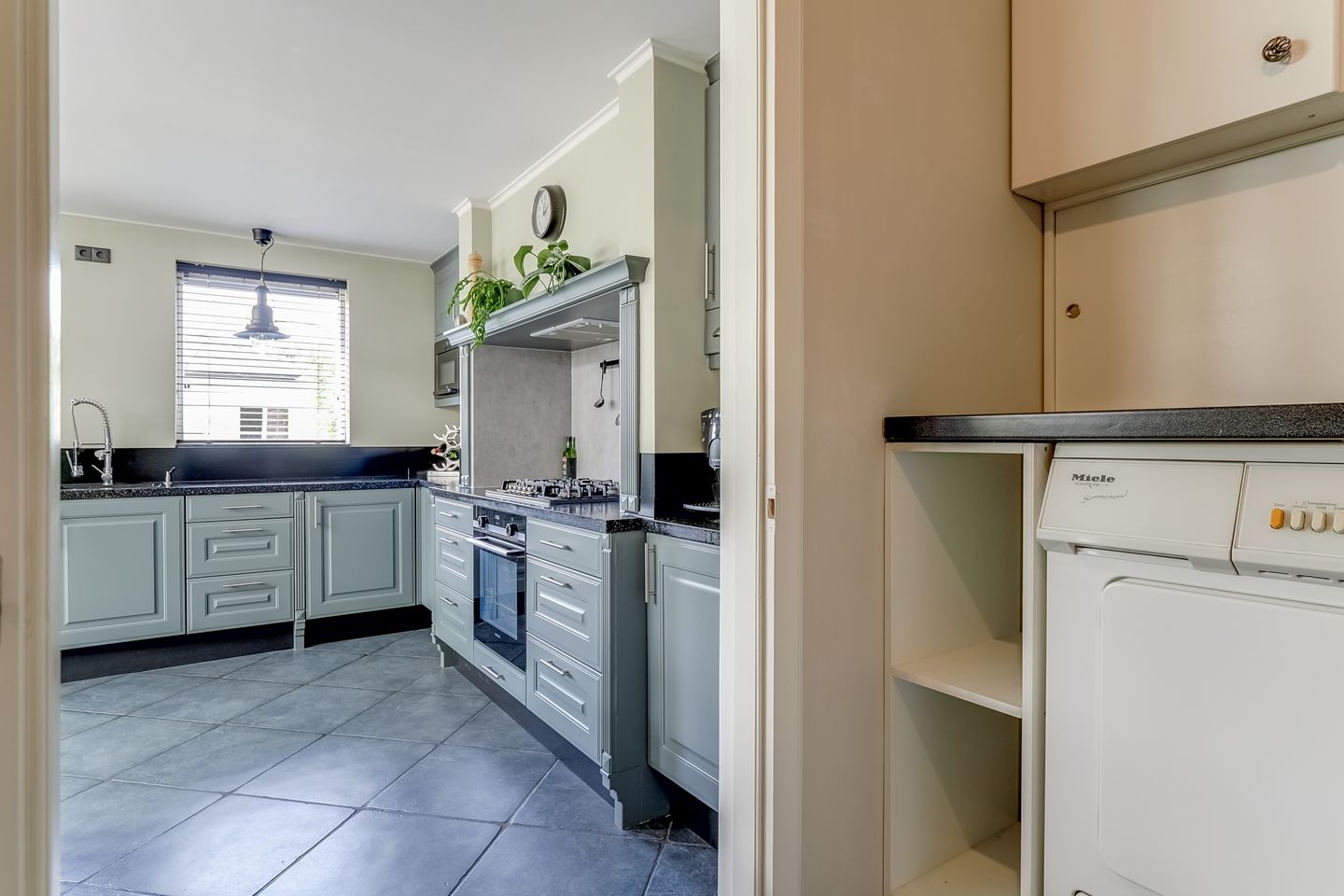 Modernized Semi-Detached Family Home with Energy Label A and Southwest Garden — 35