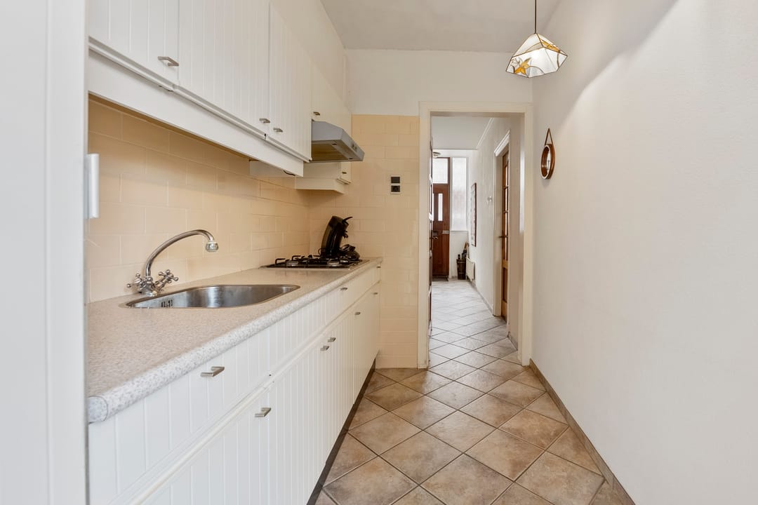 Photo 8 of A.L. Dyserinckstraat 49