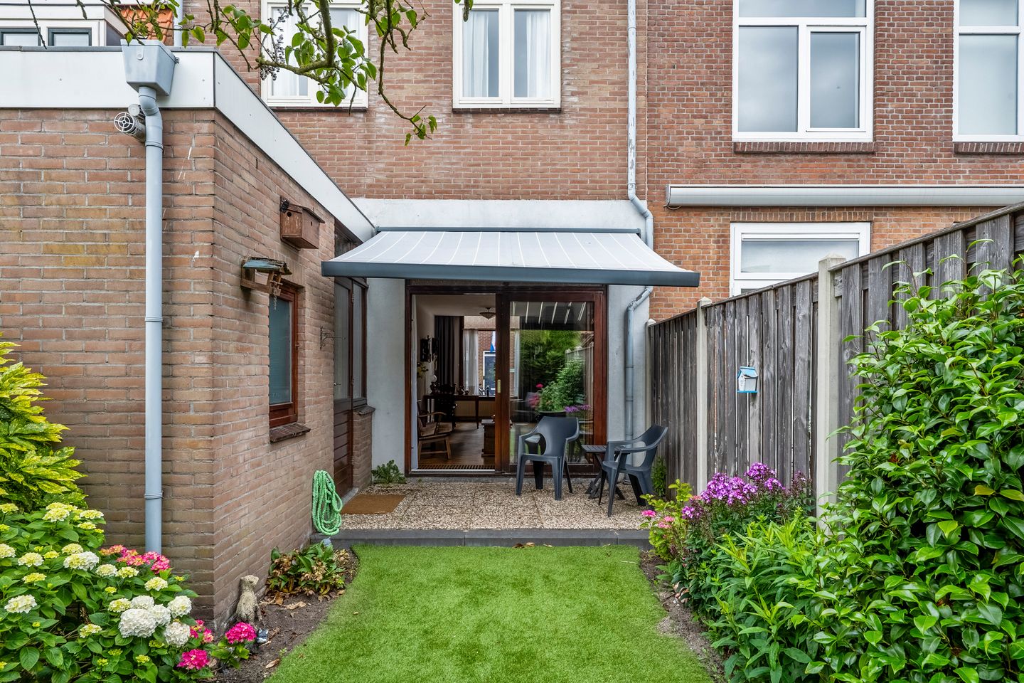 Photo 40 of A.L. Dyserinckstraat 49