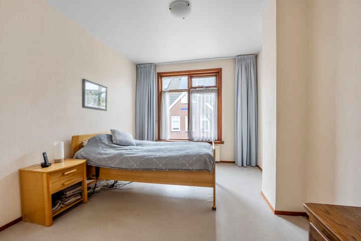 Photo 5 of A.L. Dyserinckstraat 49