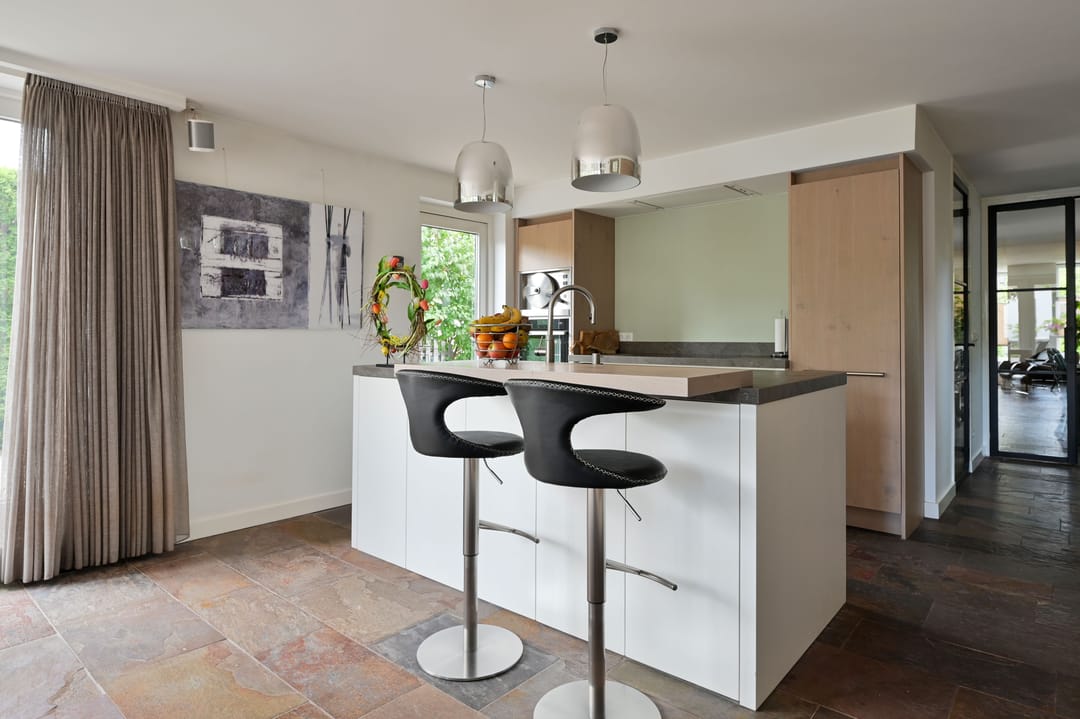 Spacious Detached Family Home with Multifunctional Annex in Soest — 7