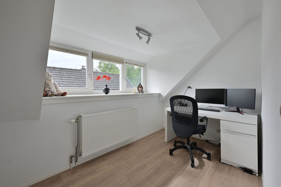 Spacious Detached Family Home with Multifunctional Annex in Soest — 13
