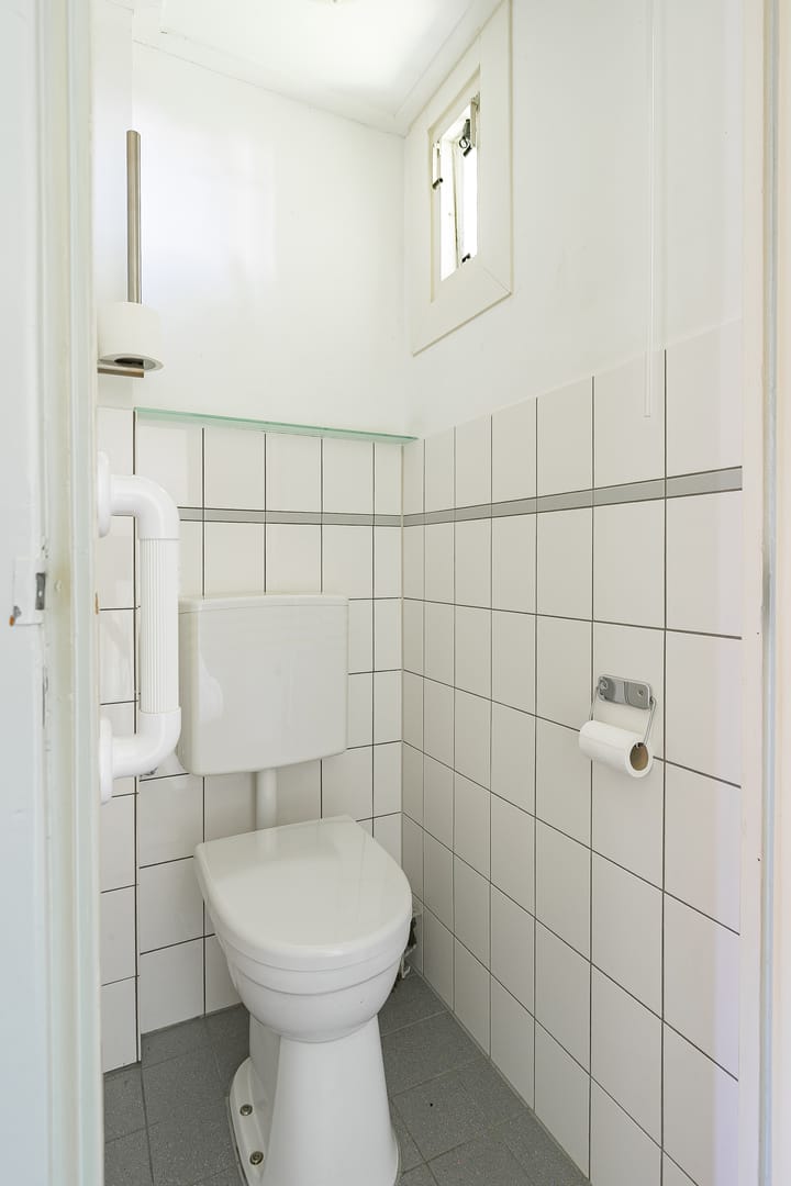 Twee-onder-één-kap te koop: Woensdagstraat 13, Heerlen