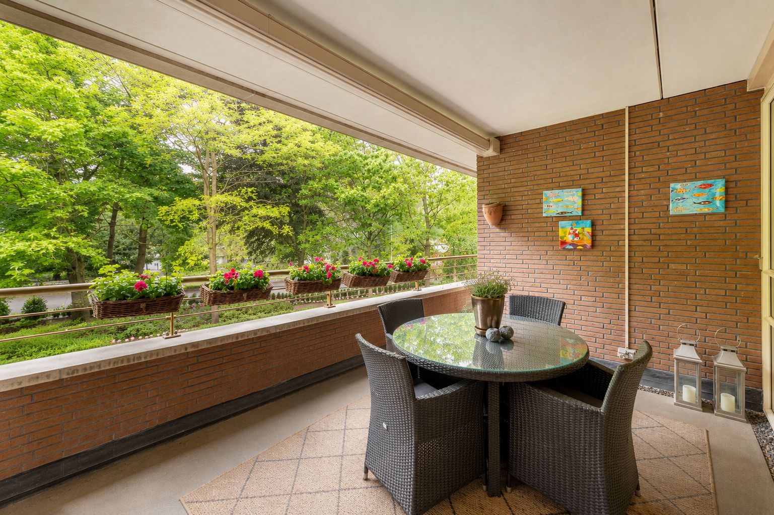 Luxurious Corner Apartment with Panoramic Park Views in Hilversum — 30
