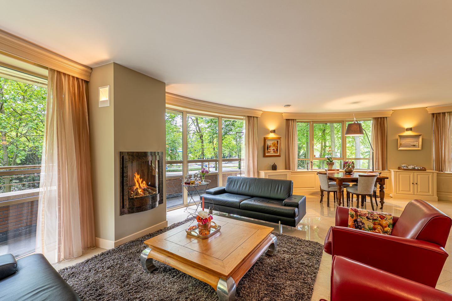 Luxurious Corner Apartment with Panoramic Park Views in Hilversum — 14