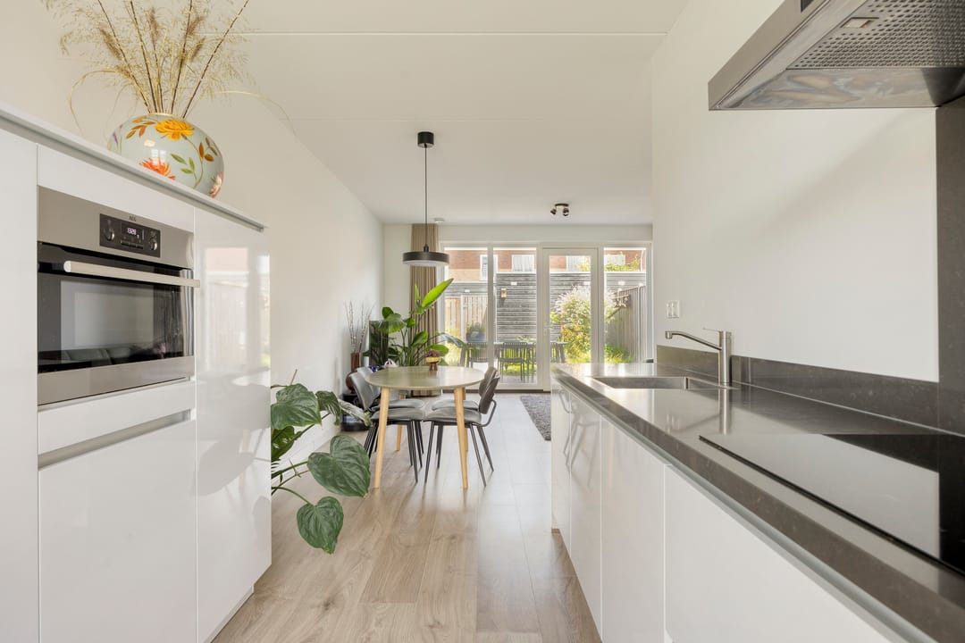 Modern Energy-Efficient Terraced Home in Family-Friendly Boxtel Neighborhood — 17
