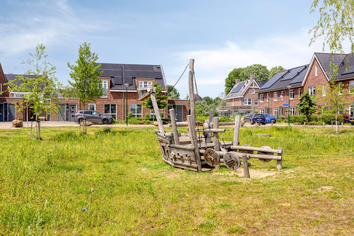 Modern Energy-Efficient Terraced Home in Family-Friendly Boxtel Neighborhood — 49