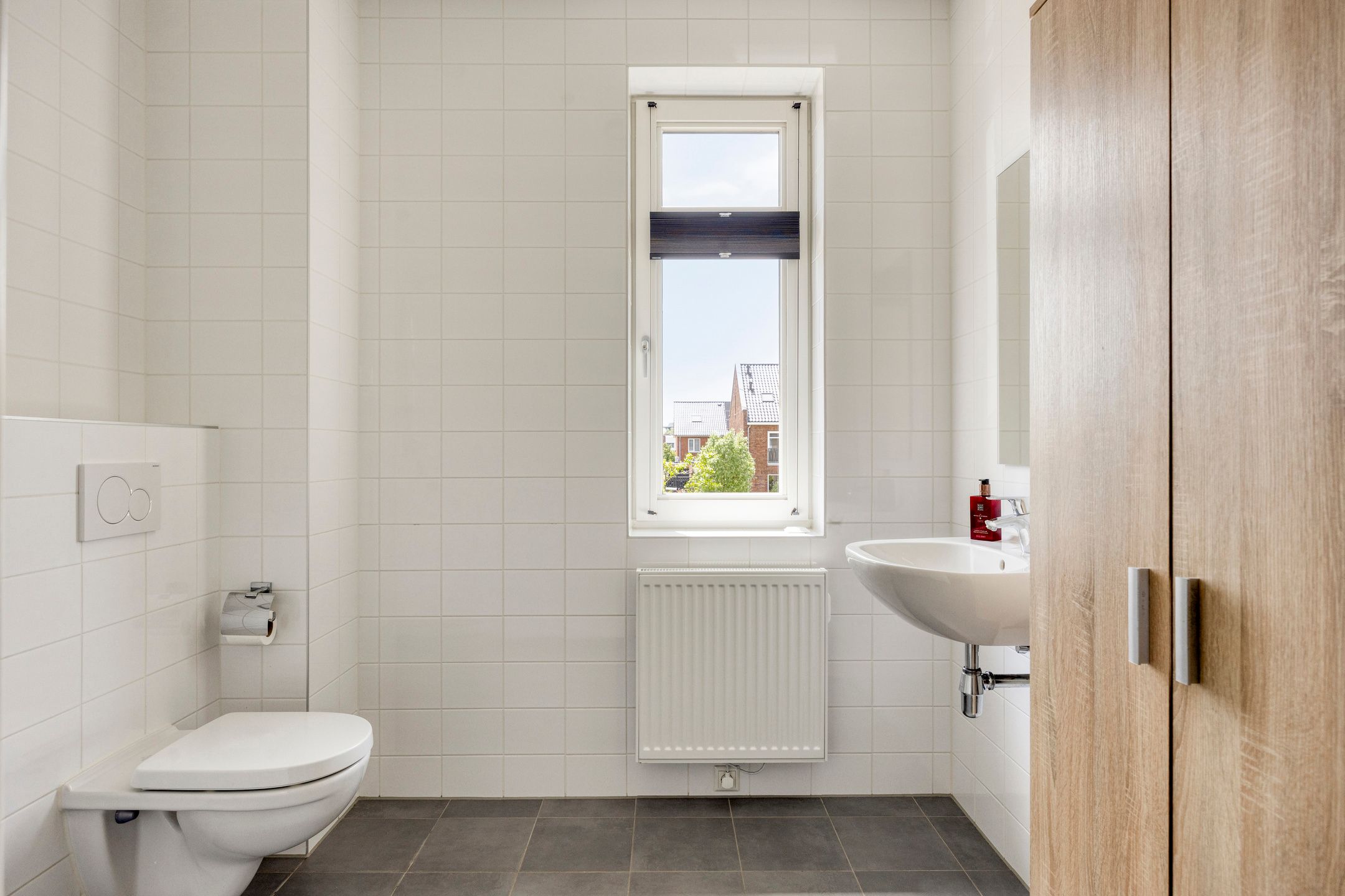 Modern Energy-Efficient Terraced Home in Family-Friendly Boxtel Neighborhood — 21