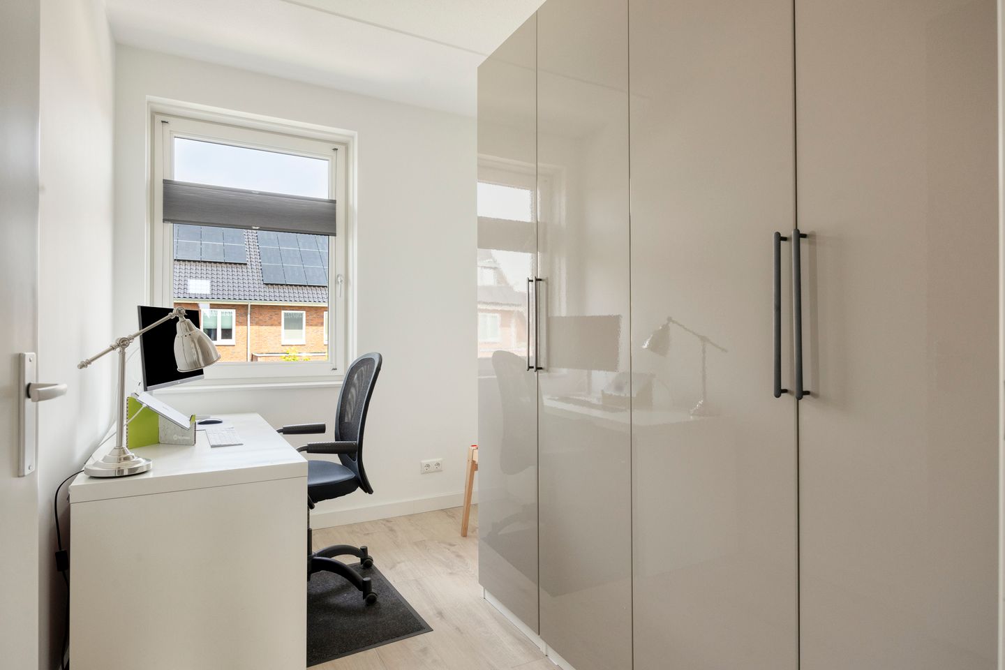 Modern Energy-Efficient Terraced Home in Family-Friendly Boxtel Neighborhood — 25
