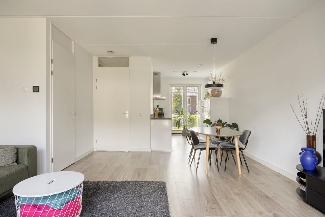 Modern Energy-Efficient Terraced Home in Family-Friendly Boxtel Neighborhood — 8