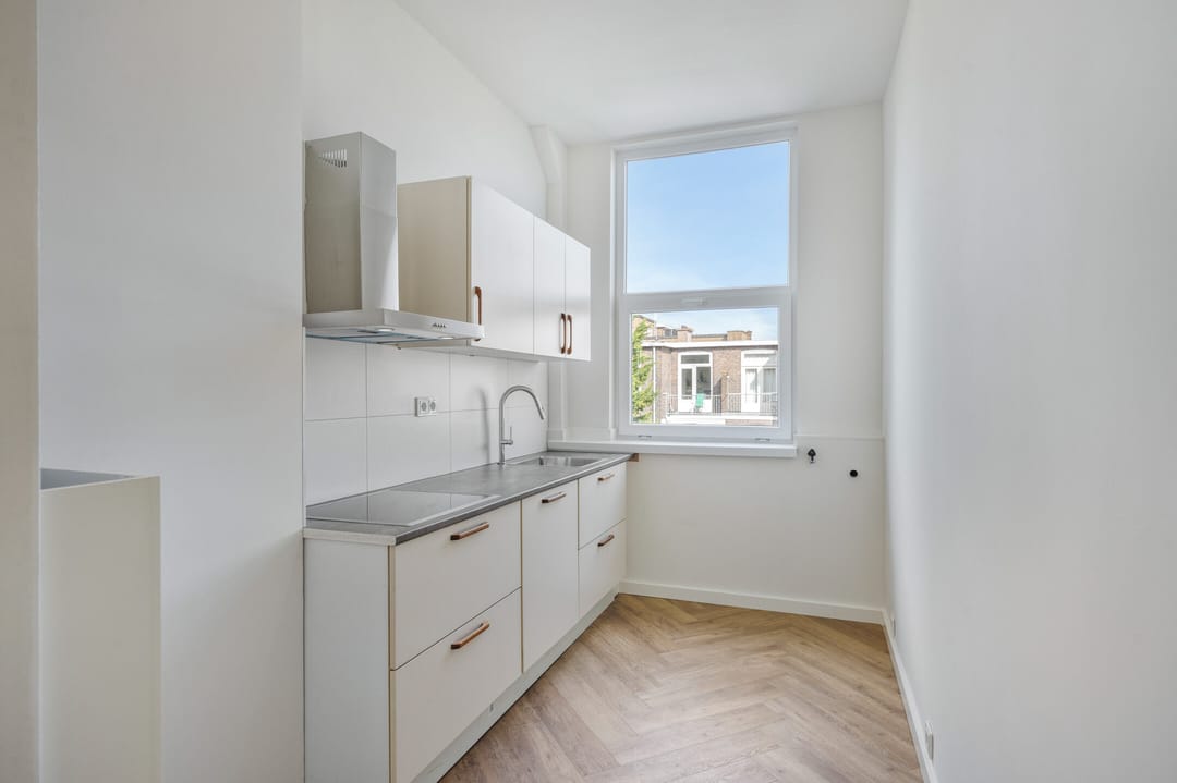 Photo 2 of Vechtstraat 56
