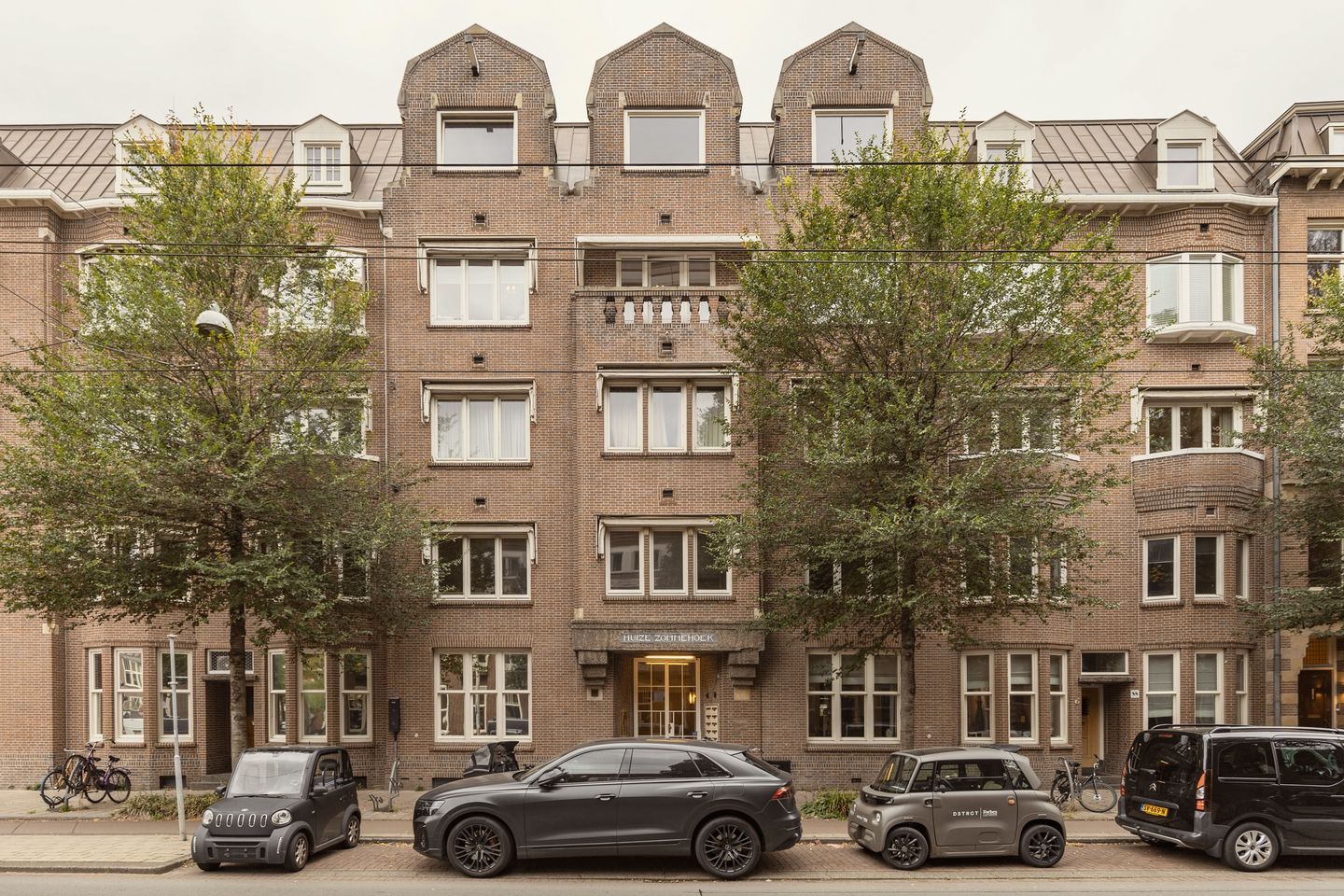 Photo 4 of De Lairessestraat 90-3R