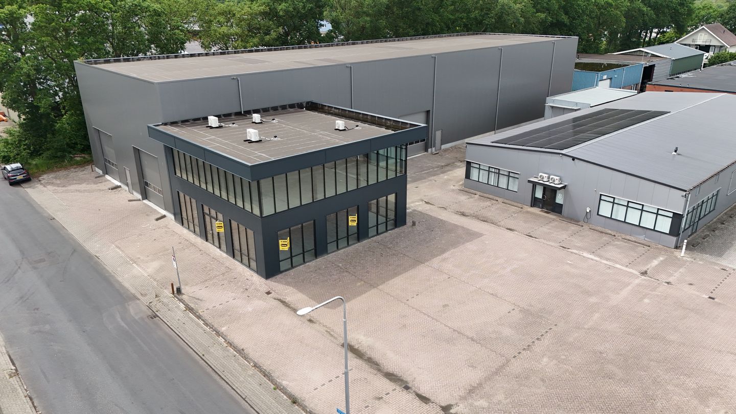 View photo 3 of Van den Broekeweg 6