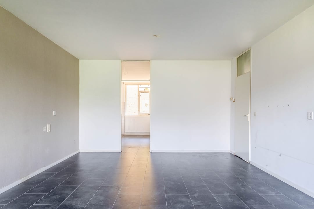 Spacious Apartment with Sunny Southwest Balconon and Green Views in Gouda — 17
