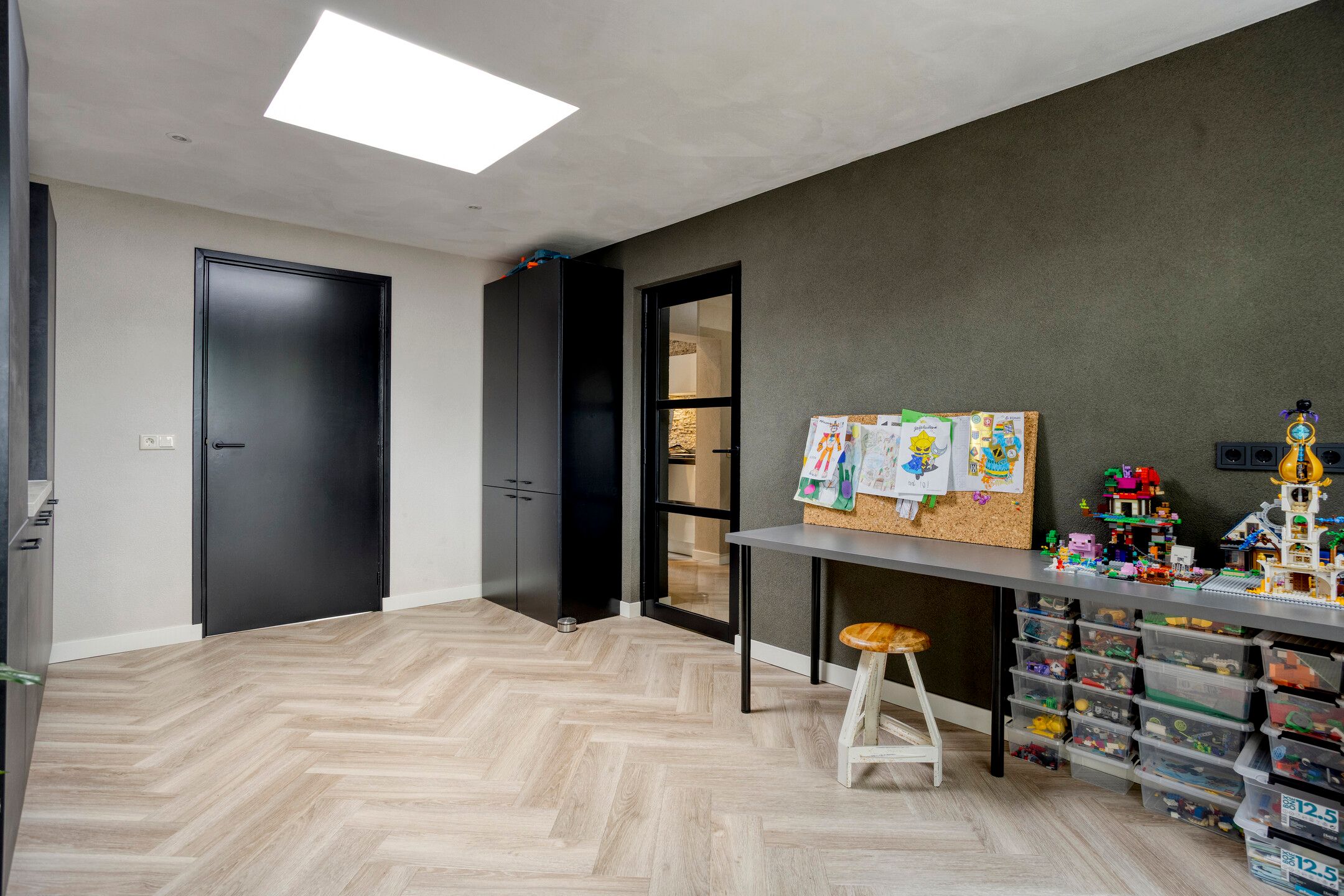 Renovated Semi-Detached Home with South-Facing Garden in Oss-Zuid — 24