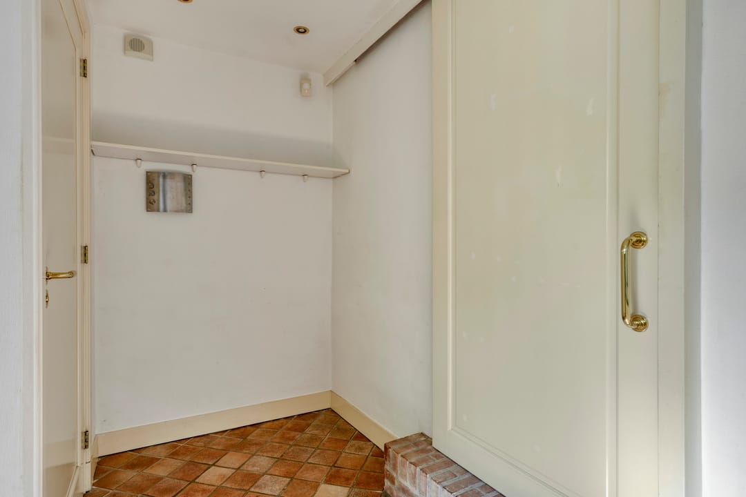 Photo 26 of Dorpsstraat LK 23