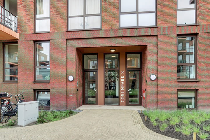 Foto 2 van Cosunpark 3-E8