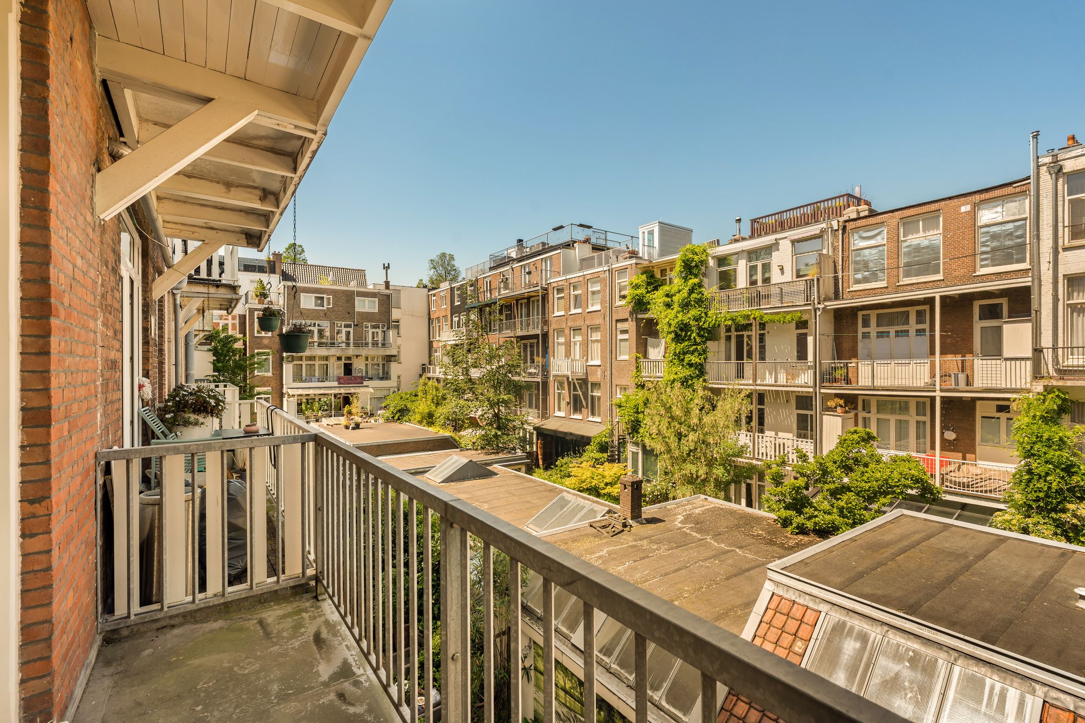 Apartment in Amsterdam - View 3