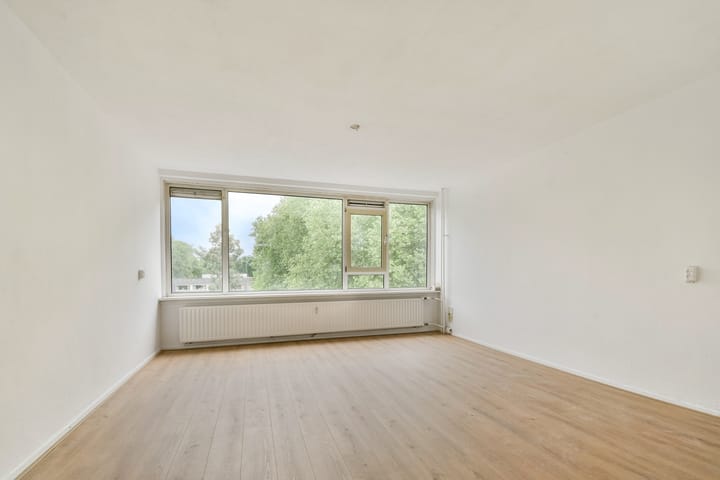 Photo 4 of Groen van Prinstererweg 77