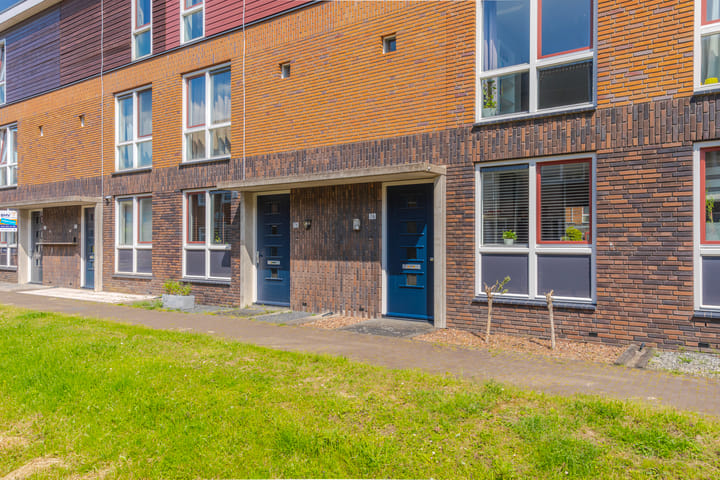 Tussenwoning te koop: Dianaplantsoen 76, Arnhem