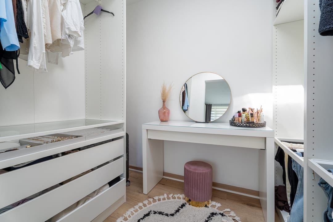 Spacious Terraced Home with Sunny South-Facing Garden Near Tilburg University Station — 17