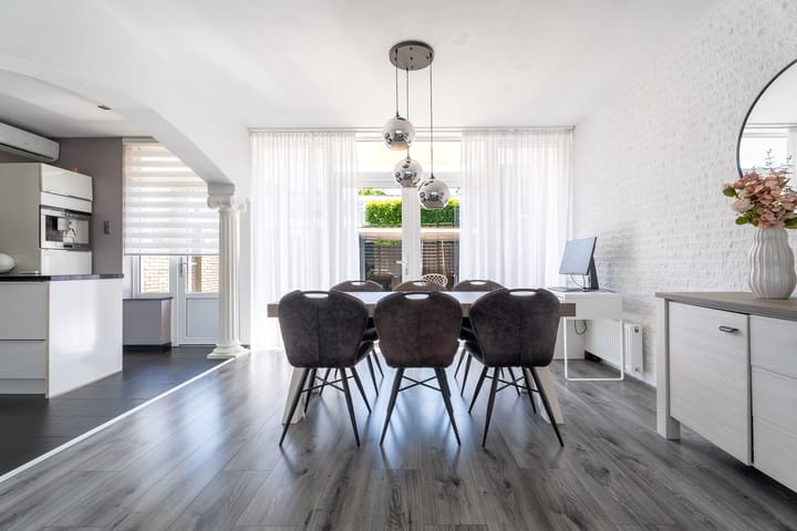 Tussenwoning te koop: Luchthavenlaan 14, Tilburg