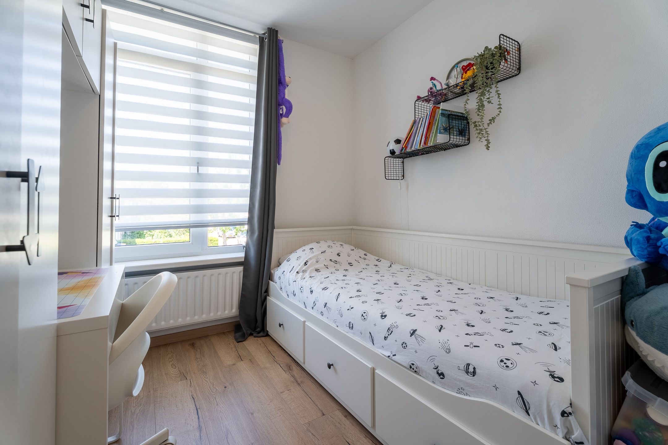 Spacious Terraced Home with Sunny South-Facing Garden Near Tilburg University Station — 18