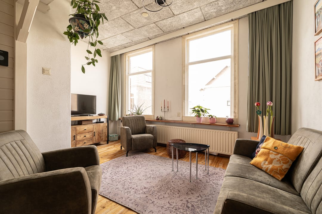 Spacious Townhouse in Popular Kleverparkbuurt with Renovation Potential — 16