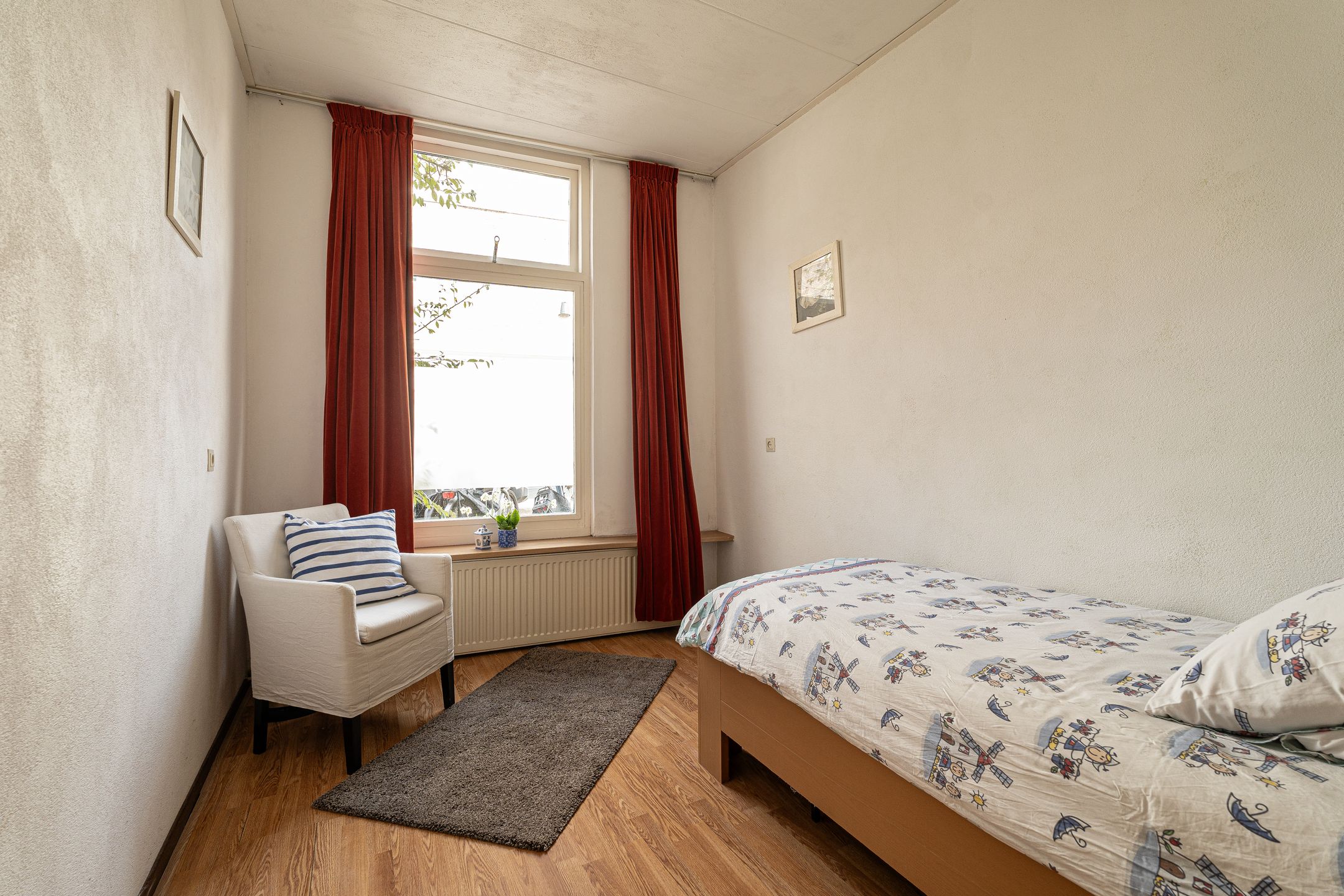 Spacious Townhouse in Popular Kleverparkbuurt with Renovation Potential — 9
