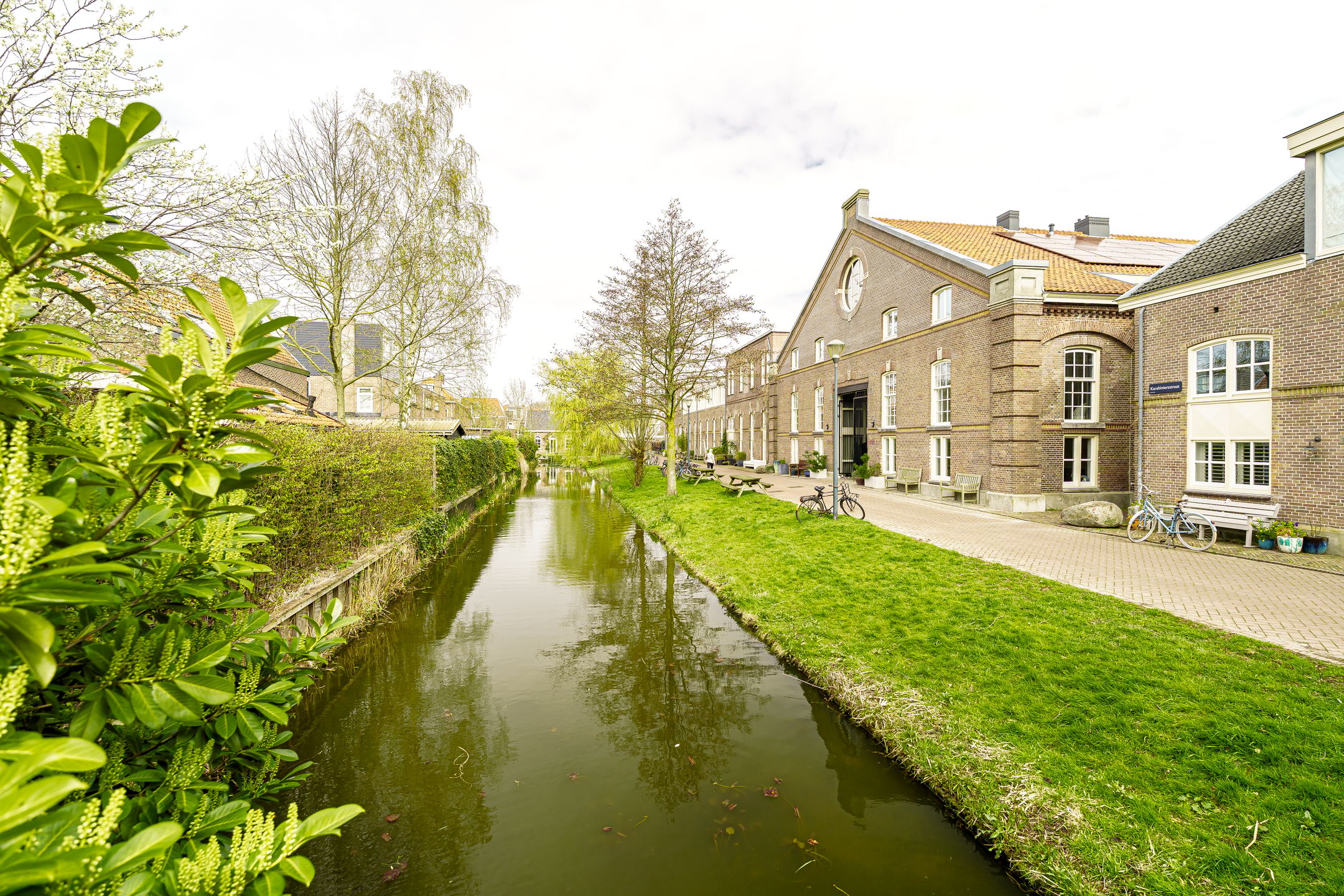 Spacious Townhouse in Popular Kleverparkbuurt with Renovation Potential — 39